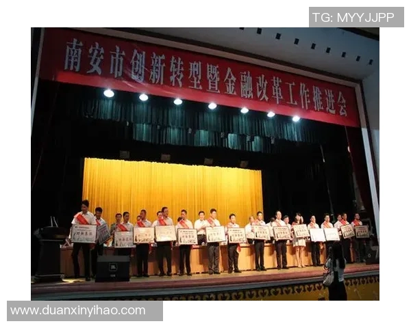 重庆排球队重塑辉煌之路的反击与创新探索 重庆排球队重塑辉煌之路的反击与创新探索