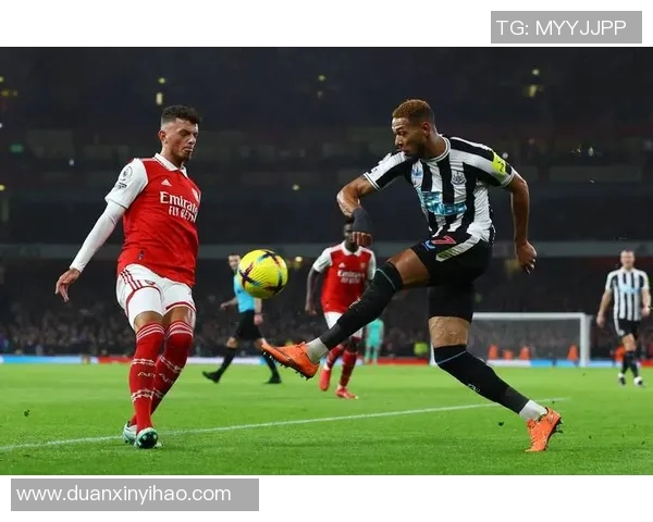 曼联与纽卡联激战在即谁能在英超赛场上笑到最后