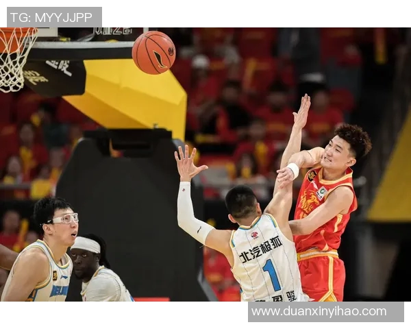 CBA精彩对决广州队与山东队的巅峰对抗精彩集锦回顾