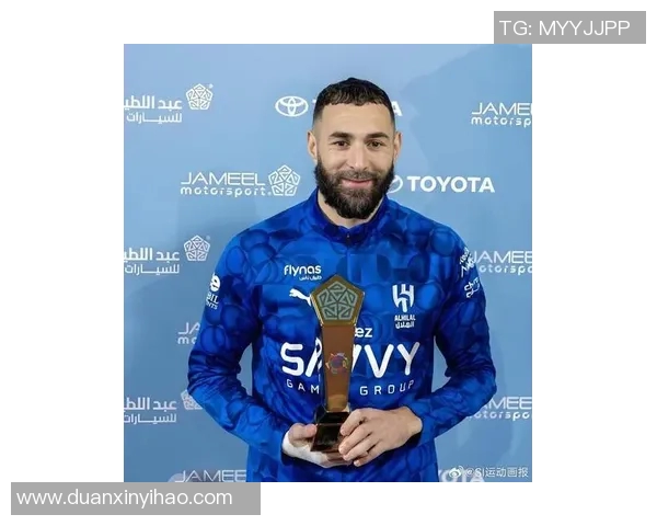 本泽马：从天才少年到足球巨星的辉煌历程与传奇故事